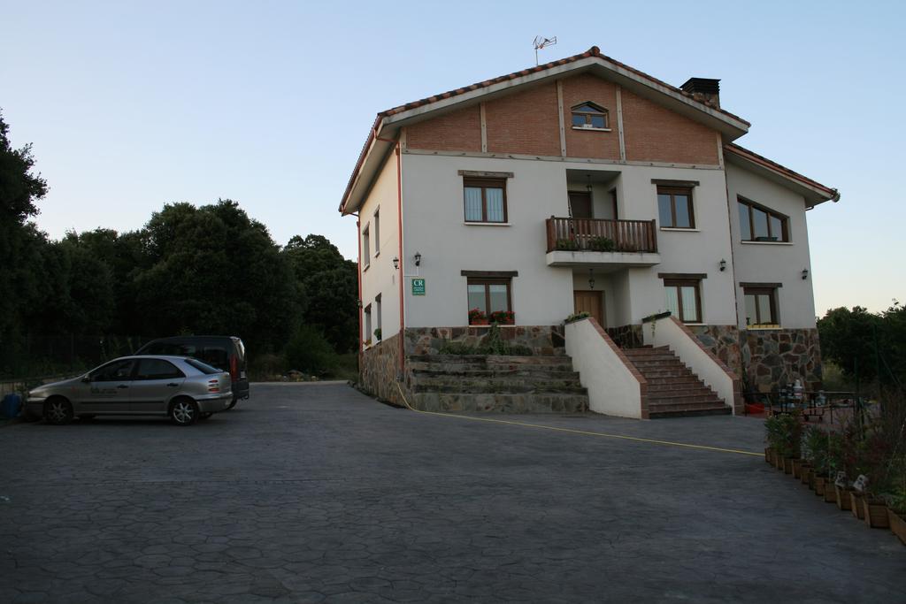 La Granja De Vitoria Hueto Arriba Exterior foto